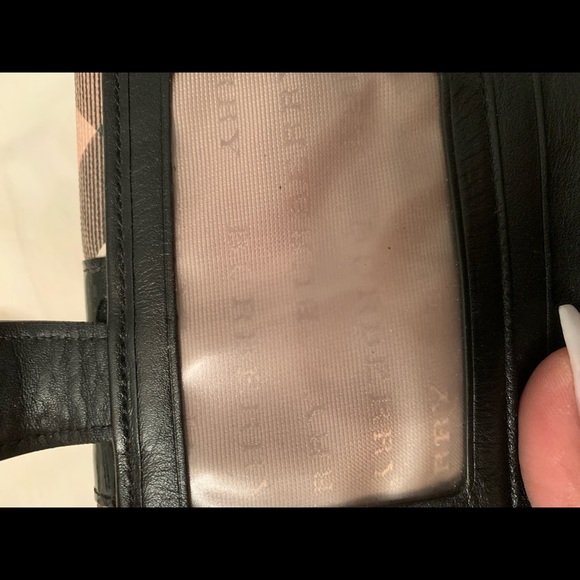 Burberry women’s wallet - Picture 4 of 4